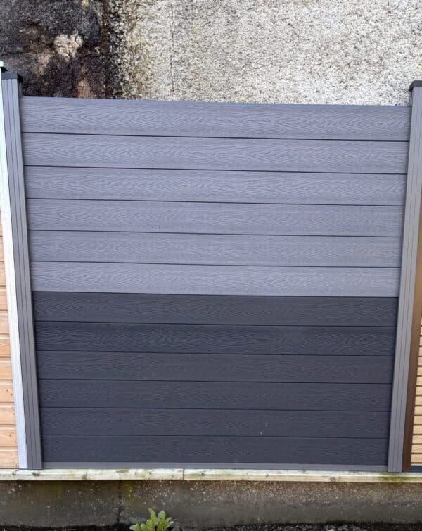 Aluminium Posts - Image 2